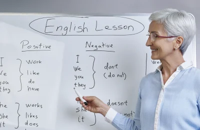 ¿Qué habilidades corresponden a cada nivel de inglés según estándares internacionales?